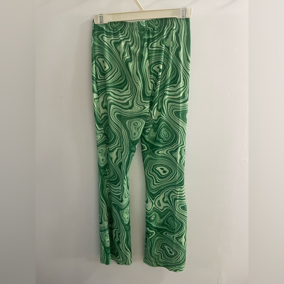 Green spiralled flare pants from Shein, women’s small - Picture 3 of 4